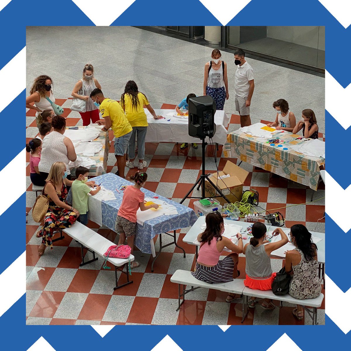 activasur's tweet photo. El verano es una época ideal para realizar talleres. Sobre todo los días de calor cuando no apetece realizar otro tipo de actividades más movidas.
Nos encargamos de todo incluso de llevar música para amenizar el ambiente. https://t.co/waf3UcGK0Q