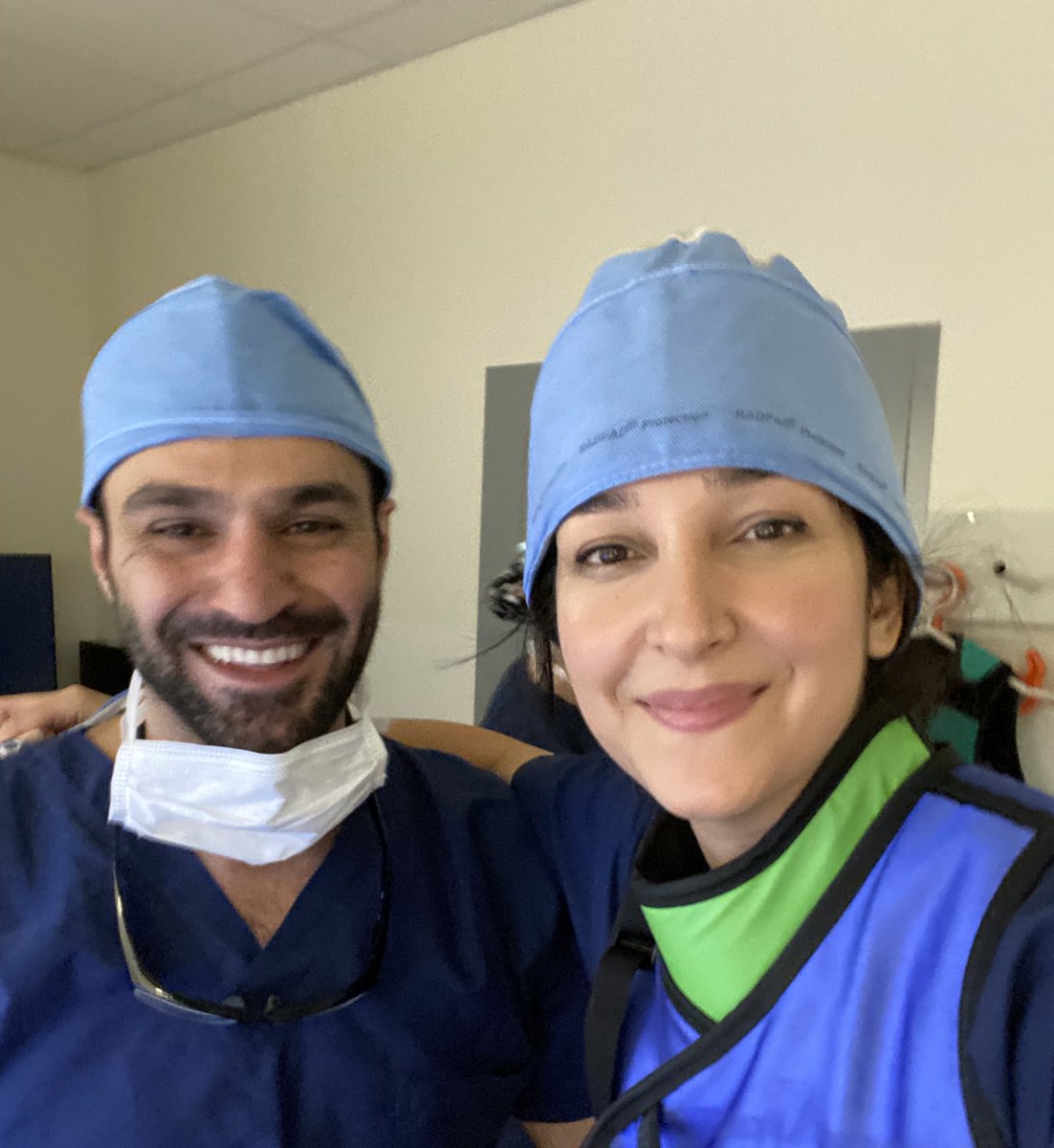 MerveOzenMD's tweet photo. VIR #Medstudent elective is approved! 😍 I am so lucky to work on this with @DiabChadi #CoChairs #IRad https://t.co/yogXUWgY6G