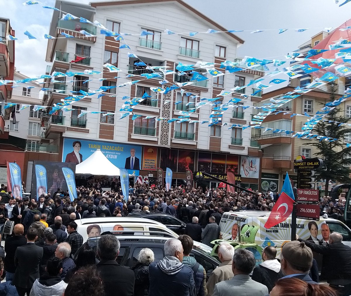 korayaydintr's tweet photo. TEŞEKKÜRLER MAMAK
İlginize,
sevginize,
samimiyetinize,
desteğinize,
fedakarlığınıza,
heyecanınıza,
coşkunuza,
emeğinize ve yüreğinize sağlık.
Mamak Seçim Koordinasyon Merkezi açılışımıza katılan herkese gönülden teşekkürler.
#MamakTarihYazacak
#AnkaraTarihYazacak
#TürkiyeTarihYazacak
#AzKaldı