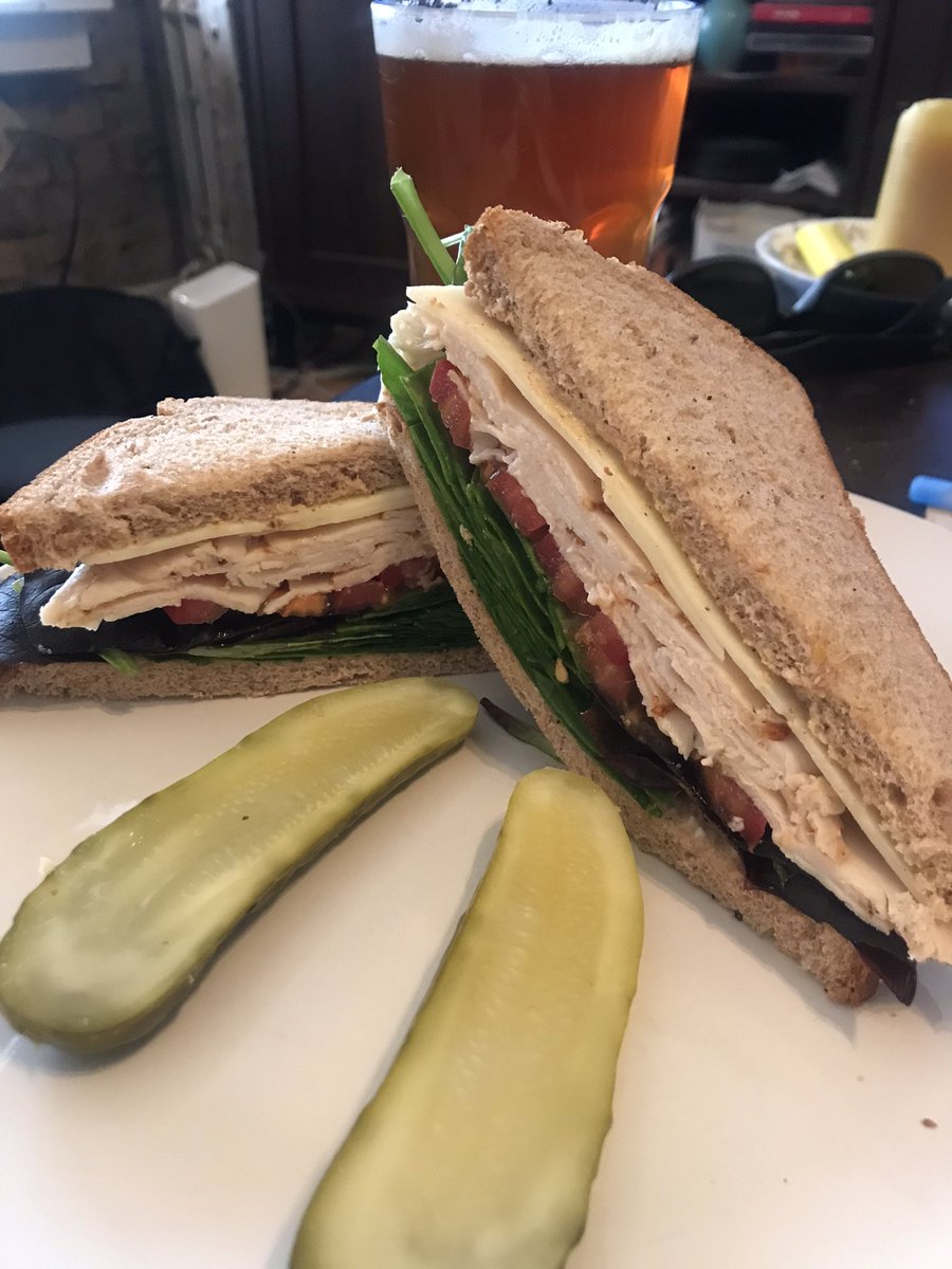 youngpeezy8's tweet photo. #chefpeezy #boarshead #horseraddishcheddar https://t.co/0aEWl64Edi