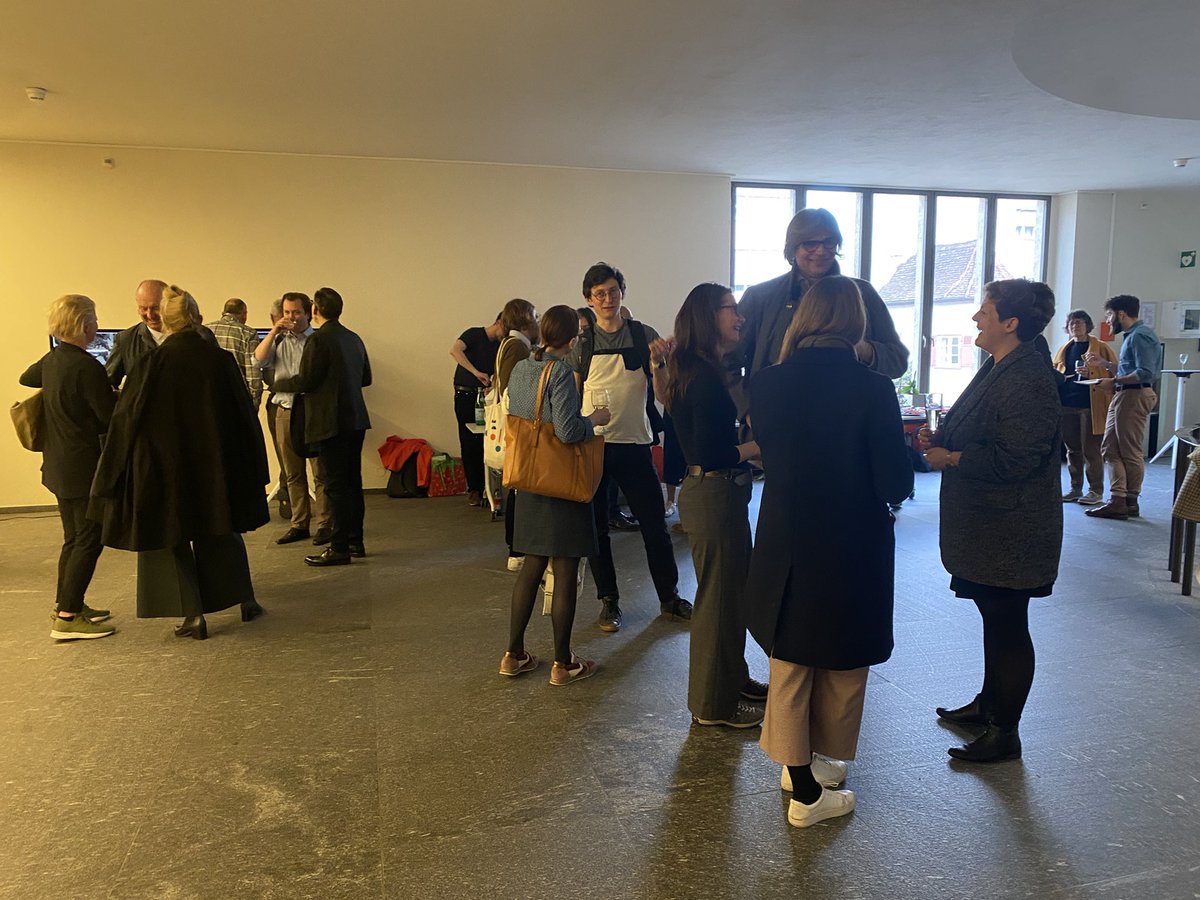 culture_virtual's tweet photo. #curiositas #digitalesschaudepot #museumfaesch Vernissage mit Dank an @basel_stadt @HistMuseumBs @kunstmuseumbs @DHLabBasel @BaselHistory https://t.co/nWkTZ0aMIO