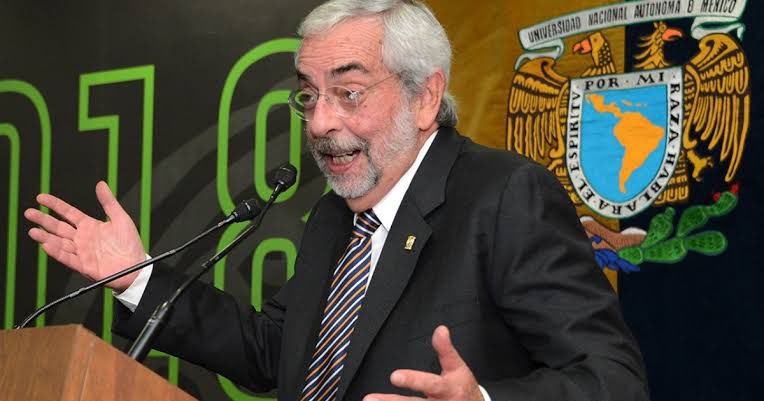 sevillacritico's tweet photo. Más preguntas fueron formulándose alrededor de esta pérfida trama de desvíos: ¿Por qué una empresa fantasma le habría entregado esa cantidad de dinero, en un solo día, al rector? ¿Por qué Enrique Graue, siendo un reputado académico de la @UNAM_MX, hacía uso de estos esquemas? https://t.co/U1Ju6AEV5D