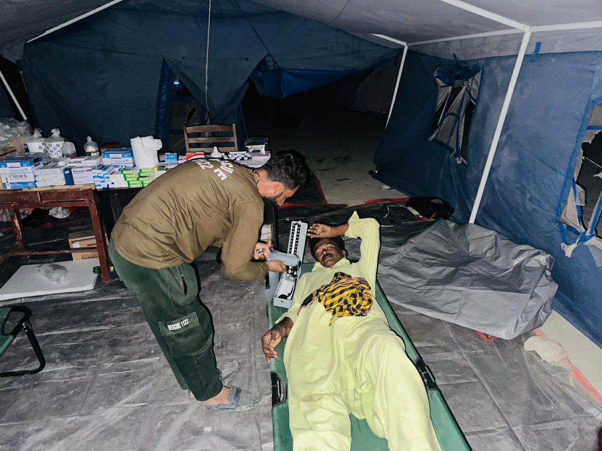 DCLasbelaOffice's tweet photo. Hinglaj Festival
Chandragupth facilitation at 11:30 PM.The Yatris who choose to stay at Chandragupth mud volcano area site are being given health facilities, resting place&amp; washrooms to facilitate their stay. 
ERC-PPHI &amp; all other departments staff is working 24/7
@hamzashafqaat https://t.co/6ZVUsxZPdu