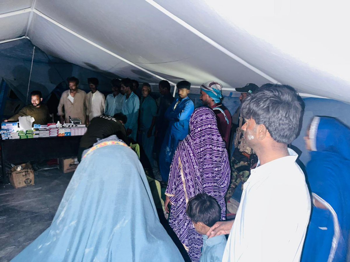 DCLasbelaOffice's tweet photo. Hinglaj Festival
Chandragupth facilitation at 11:30 PM.The Yatris who choose to stay at Chandragupth mud volcano area site are being given health facilities, resting place&amp; washrooms to facilitate their stay. 
ERC-PPHI &amp; all other departments staff is working 24/7
@hamzashafqaat https://t.co/6ZVUsxZPdu