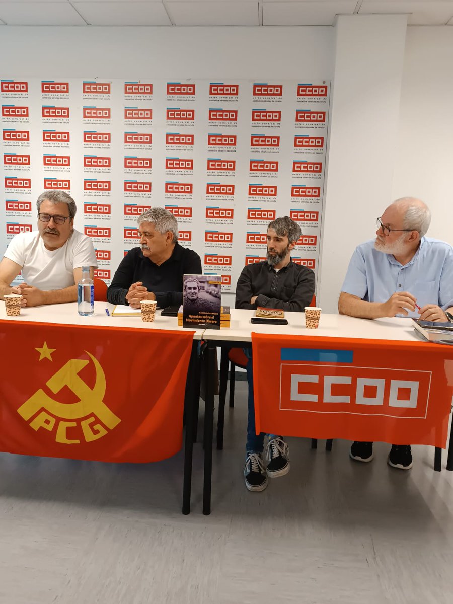 EUcoruna's tweet photo. #AgoraMesmo, na presentación do libro de Marcel Camacho "Apuntes sobre el movimiento obrero", con @Crego89. ✊🏻✊🏻✊🏻 https://t.co/QfsTwLVc7O