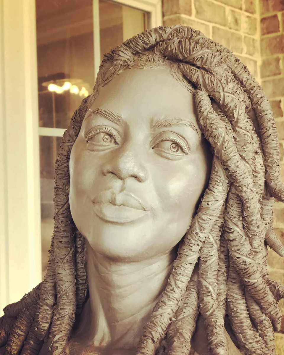 corryesara's tweet photo. Imagine having her at your house and enjoying eternal suspense of what she’s about to tell you.
#artwork
#Artislife
#ArtofLegends
#ArtsfromGhana
#ArtistOnTwitter https://t.co/8J8VN1DnNk