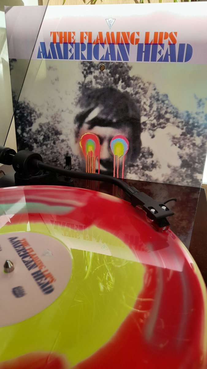 American Head by The Flaming Lips, my favourite LP from 2020. 
Can't wait to see them again tomorrow night. 
#5albums20