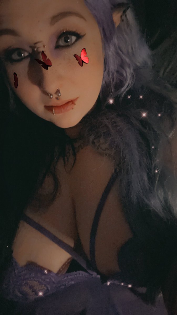 Eininnn's tweet photo. I’m waiting 😈 

#BABYMONSTER #onlyfansbabe #Accountants #ContentCreator #leaked #paypig #findom #spoilme #wlw #onlyfans https://t.co/7REB1BEQoC