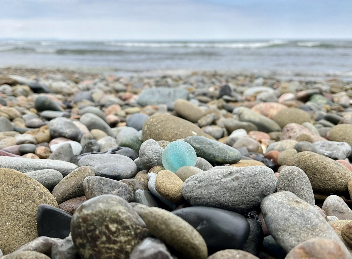 ~ Absolutely Bluetiful! 💙
#beachcombing #capebreton #seaglass #mermaidstears #Beachcombing #beautiful #mudlarking #visitnovascotia #visitcapebreton #beachglass #seamarble