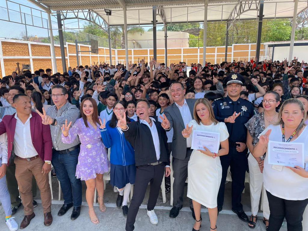 Policía de Guadalajara on Twitter: "2 mil 400 alumnas y alumnos de la