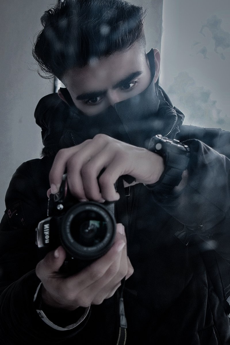 میرا ہو کر بھی تیرے نام ہوا

دِل بھی گویا نمک حرام ہوا...!!!!