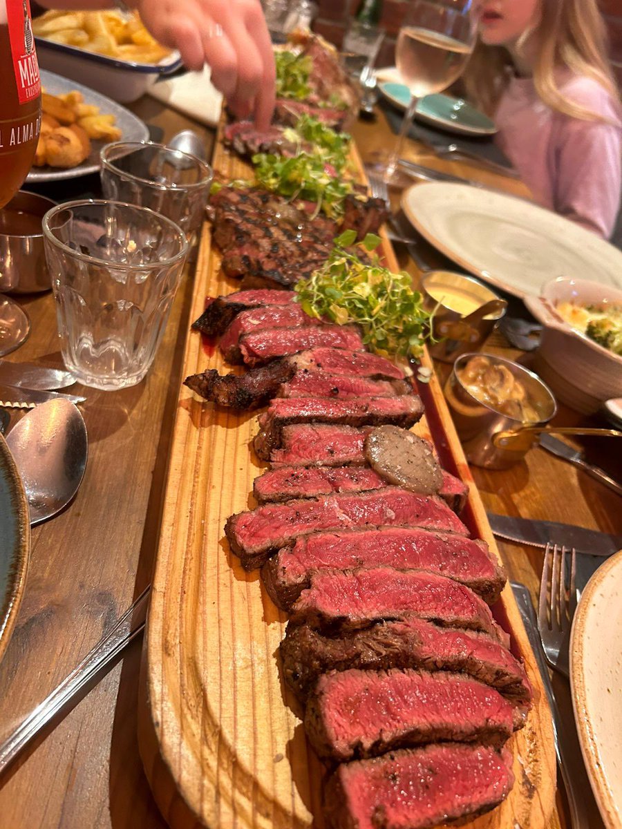 Tom Waythe tweet media