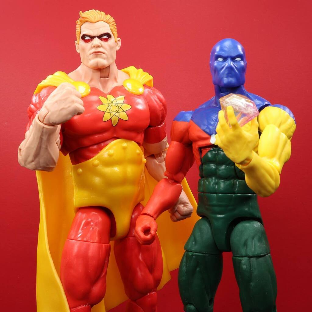 MCUcollector24's tweet photo. Squad
#Marvel #MarvelLegends #SquadronSupreme #Hyperion #DoctorSpectrum https://t.co/1cq7QuZiyl https://t.co/dzJtCYh4tB