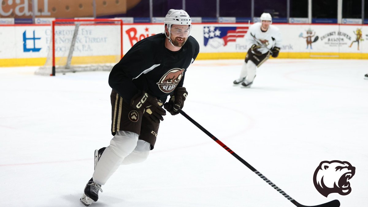 TheHersheyBears's tweet photo. Hitting the ice in Charlotte 🐻 https://t.co/YeAenXhuQd