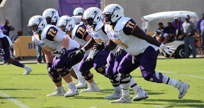 Blessed to receive a PWO offer from Prairie View A&amp;M University #AGTG 
<a href="/COACHAGREEN/">Ashton N. Green</a> <a href="/CoachMorales56/">Alfredo Morales</a> 
<a href="/Coach_Bragg/">Jacob Bragg, M.Ed.</a>