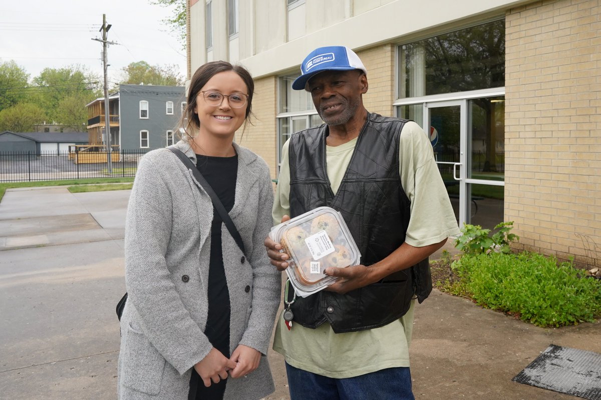 CPOzarks's tweet photo. Donald, one of our community-based social work clients celebrated 1 year of having stable housing today. We brought him breakfast to celebrate this amazing accomplishment. If you have not heard Donald's story, take a few minutes to watch the video below. https://t.co/rS3f4xgg2Z https://t.co/tCM8Y86Uh4