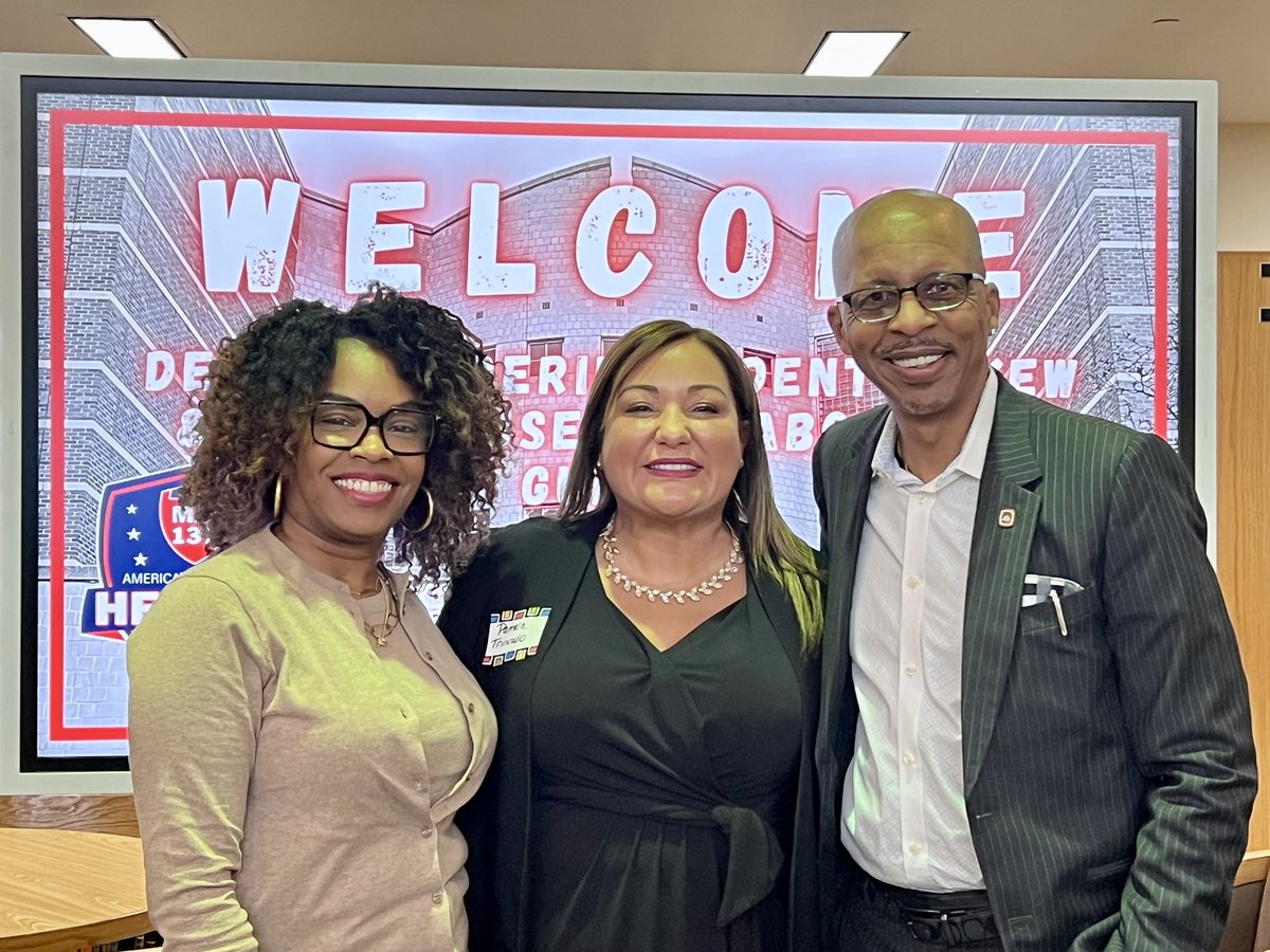 K E L L Y  ✊🏼 tweet media