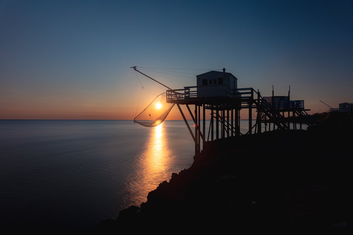 aarnauuud's tweet photo. @BraydenCreation Sunset on the French coast https://t.co/Hnr5i11Igk
