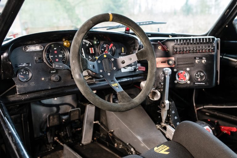 midnightdorifto's tweet photo. lunchtime browsing today: it’d be enough to be a 935, let alone a Kremer 935 K3, let alone an Interscope Kremer 935 K3, let alone an Interscope Kremer 935 K3 that was once raced by a guy named Whittington

https://t.co/fnM4gJsxmZ https://t.co/NsFAlShppN