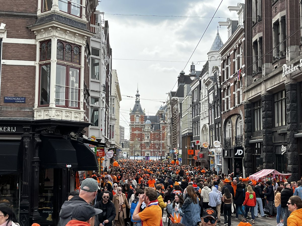 Fijne Koningsdag vanuit Amsterdam! 🇳🇱🇬🇧