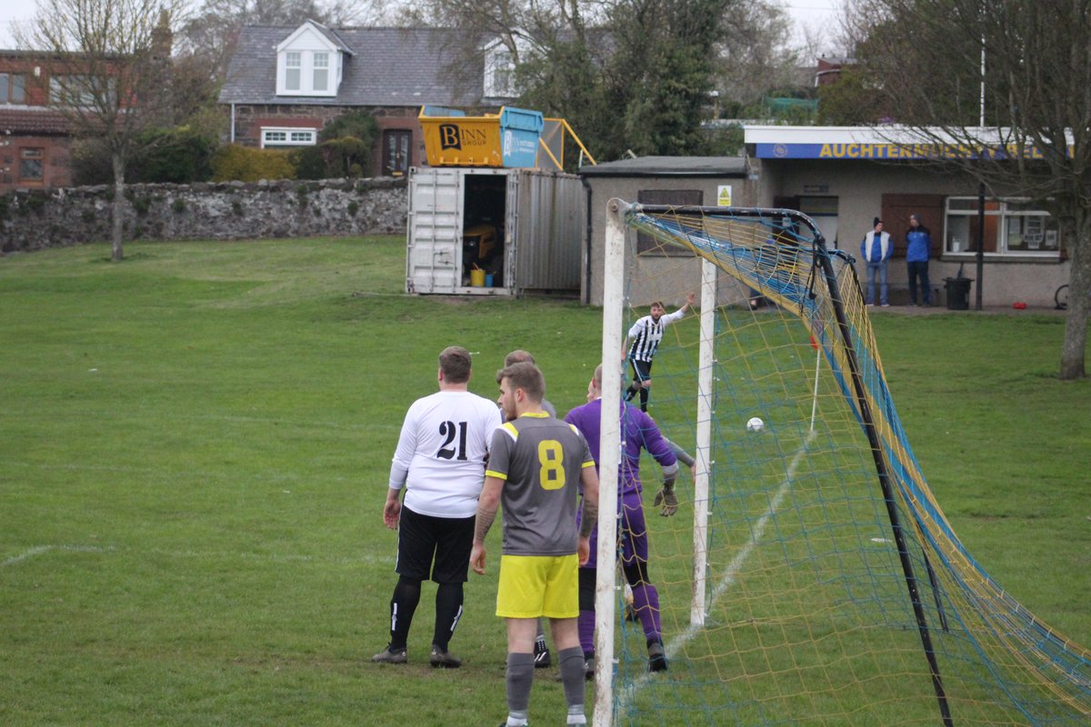 MuchtyBellvue's tweet photo. Full Time Bellvue 1-2 Kelty

Good honest game with Kelty taking the spoils.  Both teams had chances and after going 0-2 down Bellvue battled well and won a penalty after Devin Hoggan being brought down in the box.  Cammy Porter scored from the spot to give us hope 💛💙 https://t.co/ZYbpYviDwc