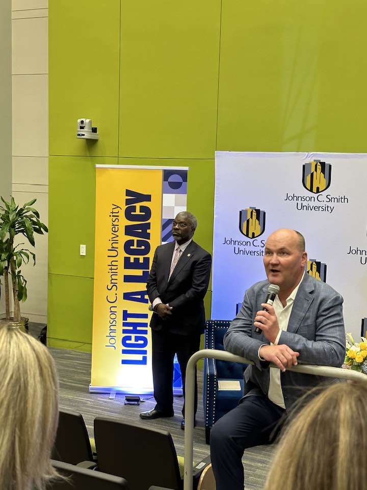 fleejack's tweet photo. On the campus of Johnson C. Smith @JCSUniversity
on April 24th for the College of Business Inaugural Lecture series featuring @Barings president Eric LLoyd hosted by Dean Alphonso Ogbuehi &amp; moderated by Clarence D. Armbrister, president 
https://t.co/Ykf45OrRk4 #hbcu #hbcus https://t.co/nShvYvEEhR
