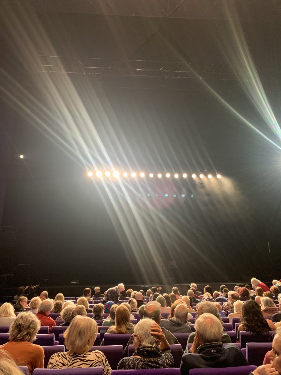 greena95's tweet photo. Took my A Level Drama pupils to see the incredible @Complicite 🤩 what a performance! 🎭 https://t.co/ZPWnaaBbIV