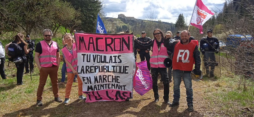 SolidairesDijon tweet media