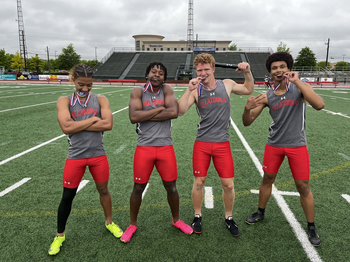 Rhett Howard tweet media