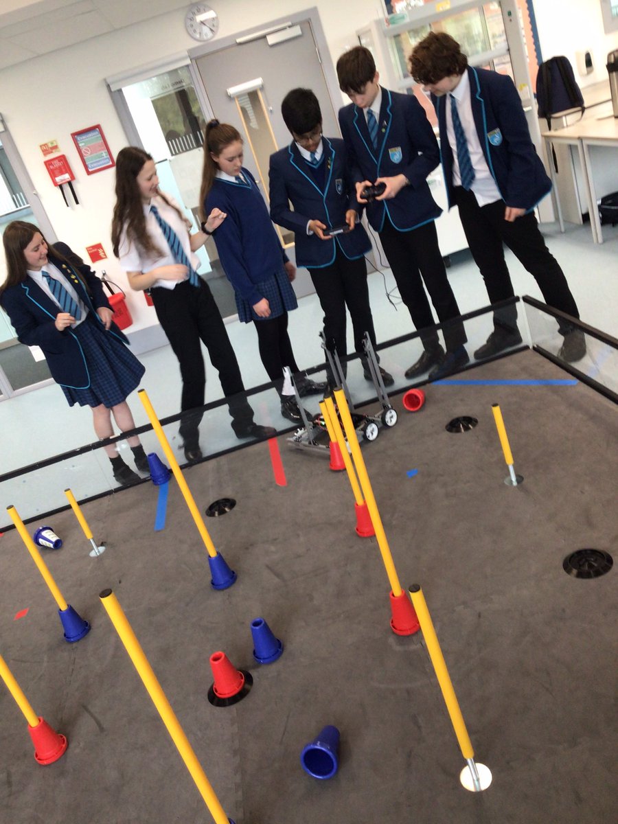 HASUrobotics's tweet image. Team Lupus451 taking turns to test the first iteration of the drivetrain. Next task refine and come up with a name for our mechanical friend! #hasurobotics #wehavefun #morethanrobotsuk @FTC_UK