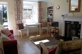 Country Hideaways tweet media