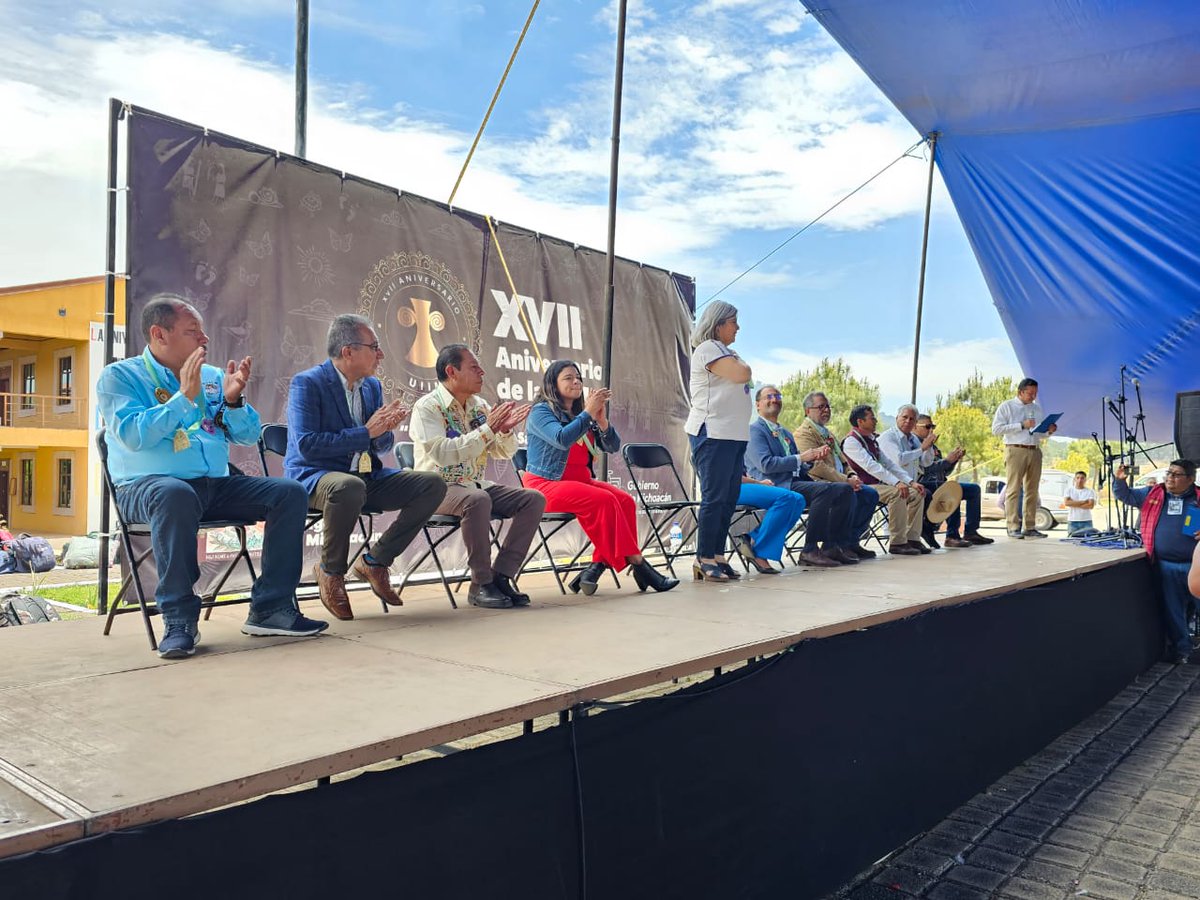 Nos unimos a la celebración del XVII aniversario de la Universidad Intercultural Indígena de Michoacán, y le deseamos que continúe con éxito en su labor como formadora de personas y profesionales con excelencia académica y conciencia social.

#HonestidadyTrabajo