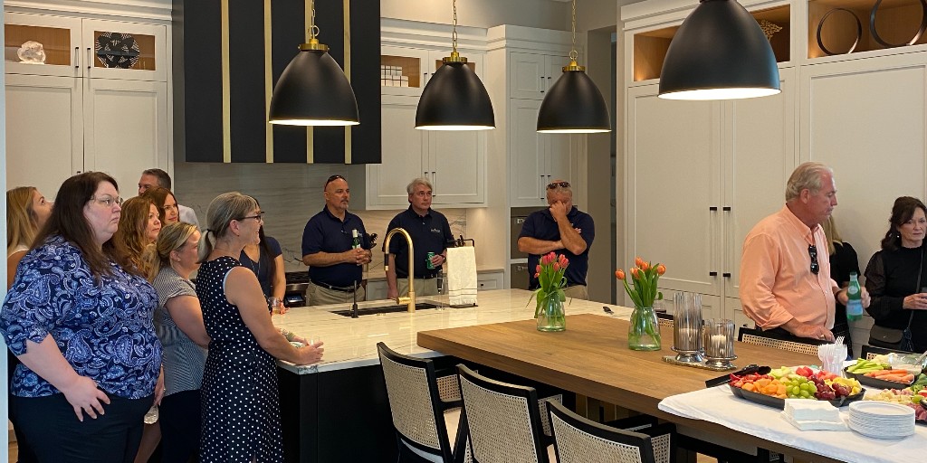 Diamond Custom Homes tweet media