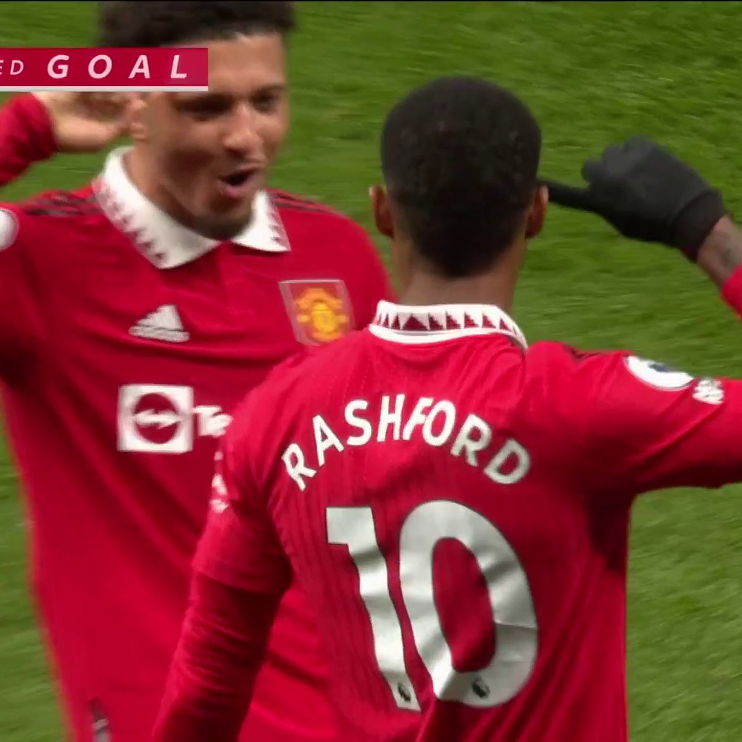 Marcus Rashford punishes Tottenham and doubles Man Utd’s lead. 👉 🧠 

🎥 @NBCSportsSoccer”