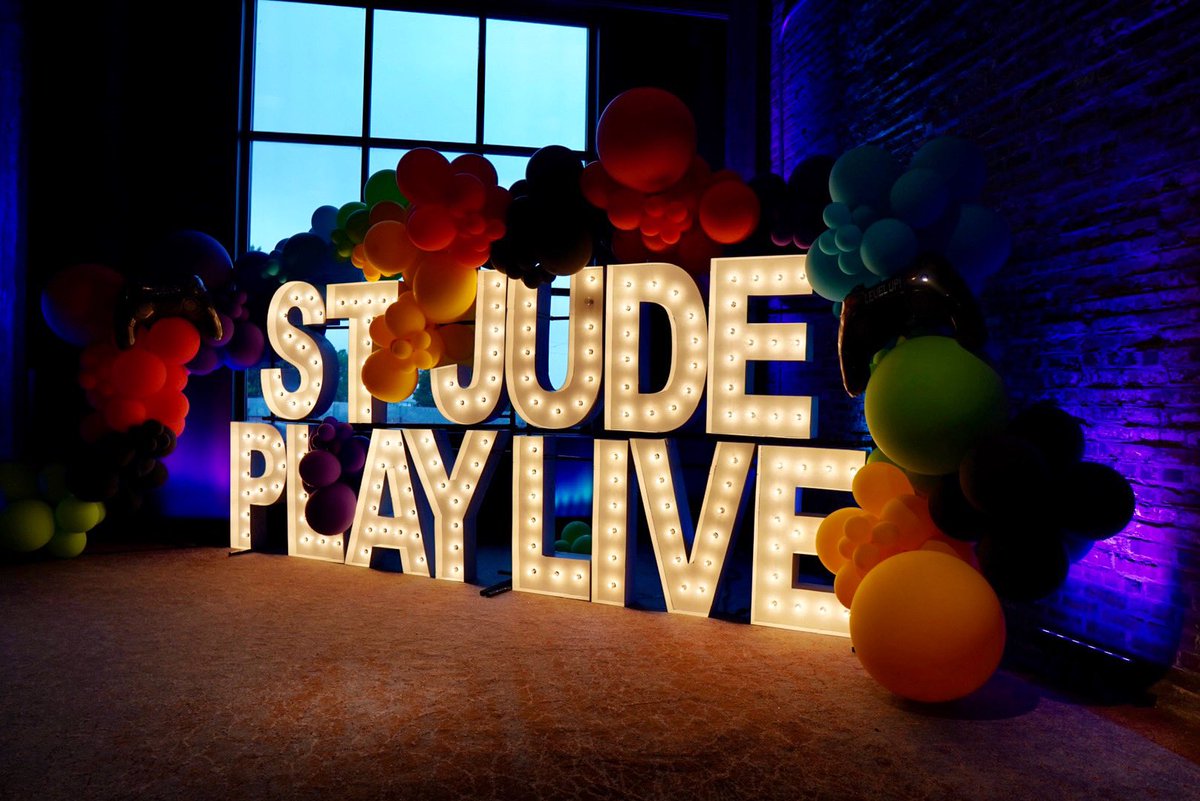 DarkenedCyrus's tweet photo. Snapped this earlier and figured you’d like it @StJudePLAYLIVE https://t.co/1BJlXjZNFL