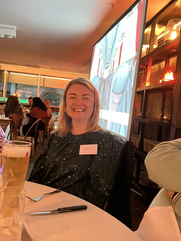 fran_theron's tweet photo. #selecthotels  thank you for the evening https://t.co/yLamiZZDK0