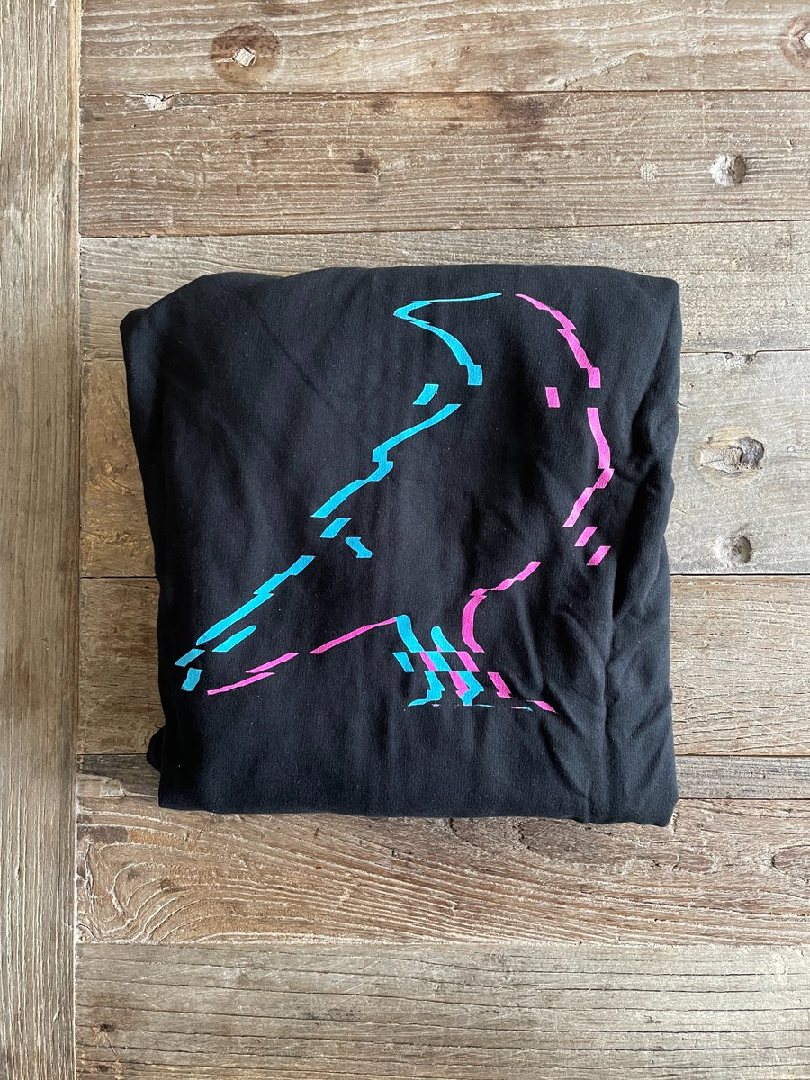 Anyone want a free hoodie?! 🤩 We found a size XL Glitch Hoodie in the vault.

RT and follow and we will pick ONE winner at random tomorrow evening. 

…by the way, our season starts in a week! Get tickets: bit.ly/41KZBFs