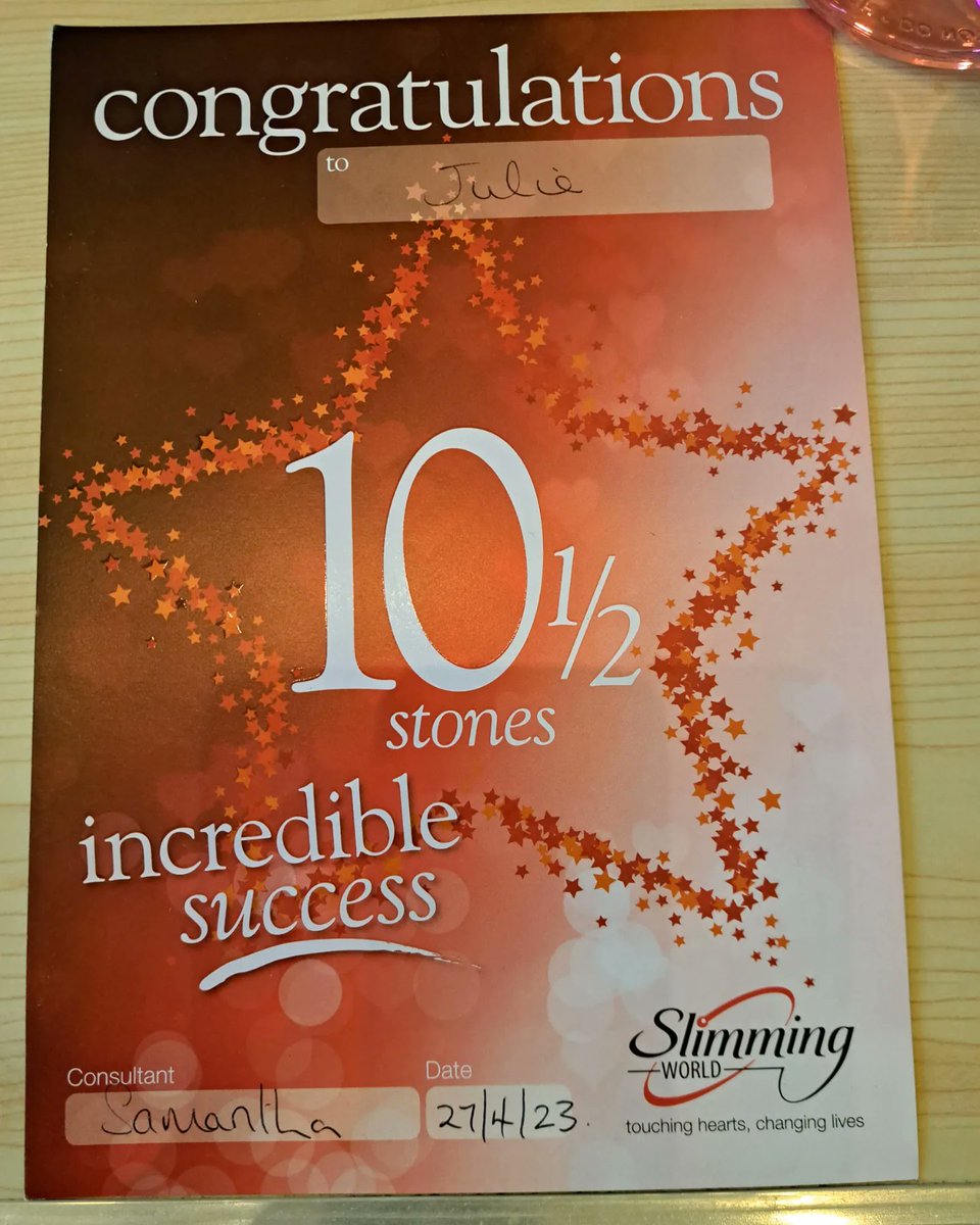 ✨️ 10.5  S T O N E

Would you just look at this incredible weight loss award 👏 😍

Julie this evening achieved her 10.5 stone award, after just 18 months of being in our Loughor <a href="/SlimmingWorld/">Slimming World</a> group 🙌
So so proud.

#loughor #Gorseinon #weightloss #slimmingworld #Swansea