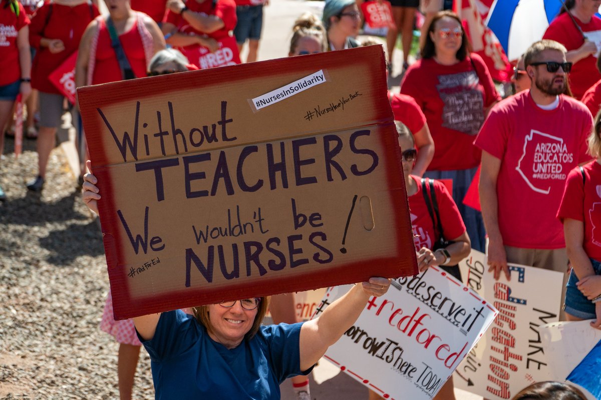 ArizonaEA's tweet image. To everyone who supported #RedforEd - parents, businesses, community organizations, fellow labor unions and so many others - to all of you who have stuck with the fight in the years since - THANK YOU!  #RedforEd #5Years