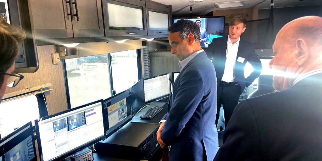 Thrilled to join <a href="/MacDTRC/">MDTRC</a> at for the launch of their Mobile User Experience Lab (MUXL). 

Great to hear from  Dr. Khaled Hassanein how MUXL removes accessibility barriers for the testing and evaluation of digital technologies across Ontario.

More info: ow.ly/Yw5w50NYA1R