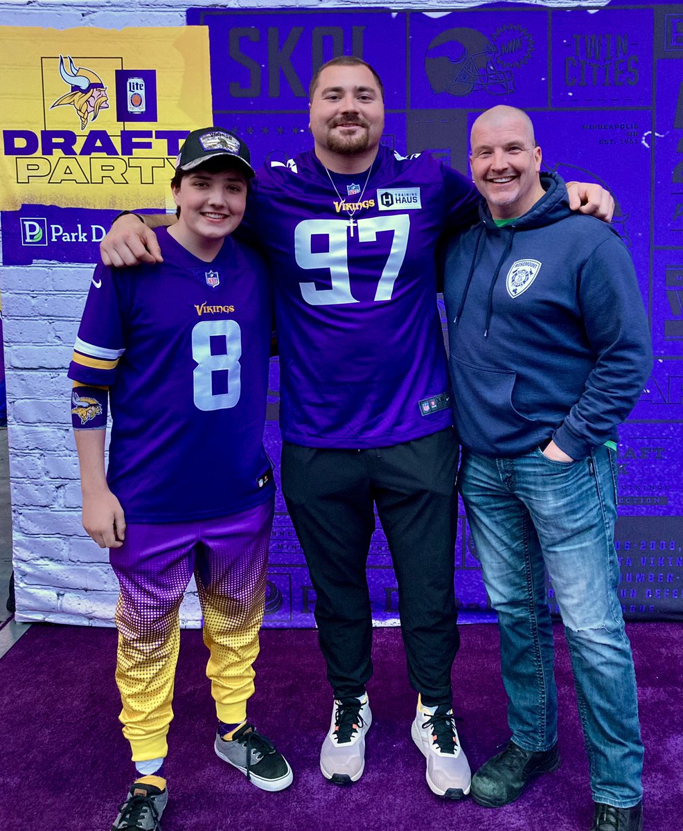 Thanks for the pic with my boy <a href="/horribleharry99/">Harrison Phillips</a>!  Let’s never meet again…unless it’s at a <a href="/Vikings/">Minnesota Vikings</a> game or our fire department open house 🤣. Stay healthy!  #VikingsDraft  #Skol