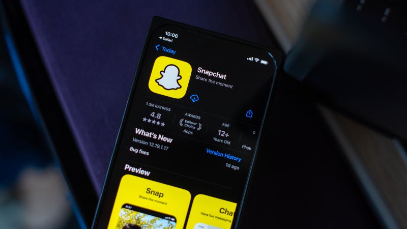 SpirosMargaris's tweet photo. Why #Snapchat's new #AI #chatbot 

is already raising #alarms among #teens and #parents 

https://t.co/dBuL3mVFGt #fintech #ArtificialIntelligence #MachineLearning #DeepLearning #GerativeAI @cnn @HeySamantha @CNNBusiness https://t.co/PZ8VatRhWN