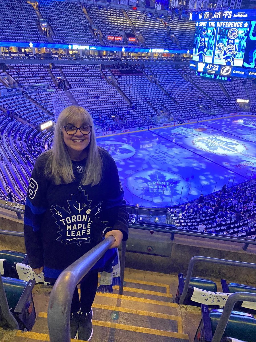 dbradshaw77's tweet photo. GO LEAFS GO!! #leafsforever https://t.co/2UiMu8VqI7
