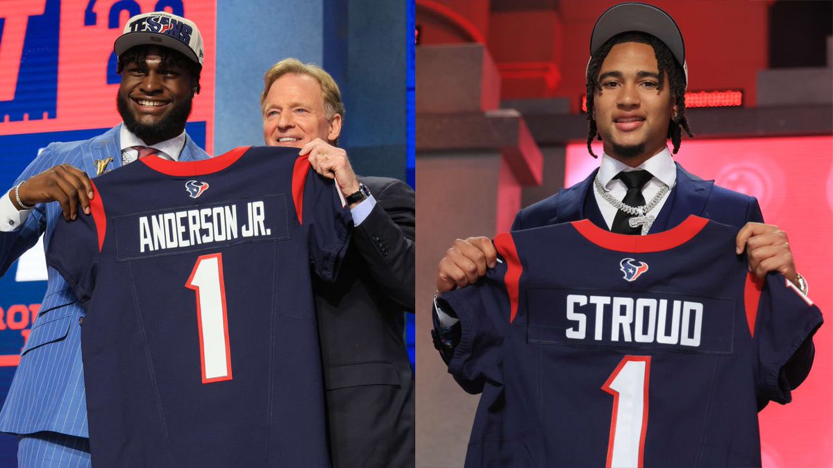 BiasedHouston's tweet photo. No one take this moment from me. 

#WeAreTexans https://t.co/oSjw8cdMHJ