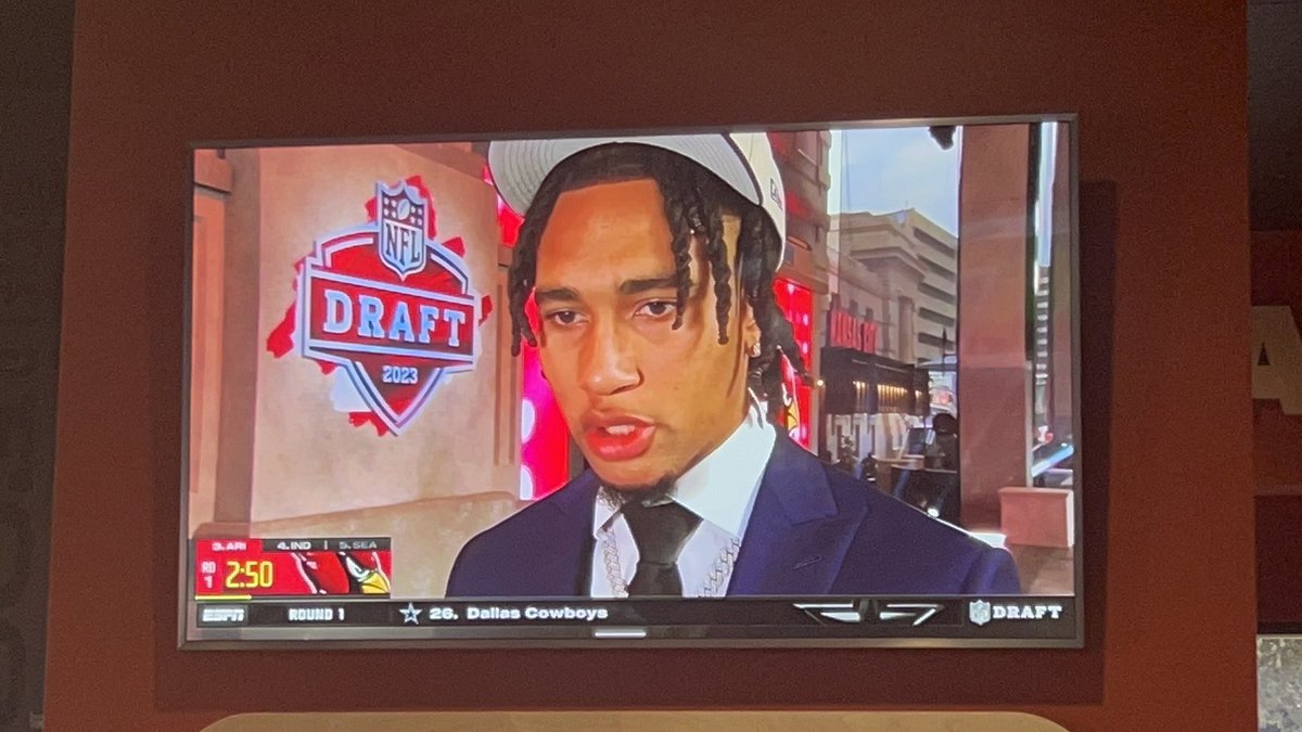 RanchoHSCougars's tweet photo. The room was packed, the Rancho Spirit was flowing, the cheers were loud &amp; the tears were pouring down with happiness &amp; pride as RCHS alumni @CJ7STROUD was draft #2 overall in the 2023 NFL draft to the Houston Texans! Look at the turn out of support from the Rancho Family for CJ! https://t.co/BPack6fV5y