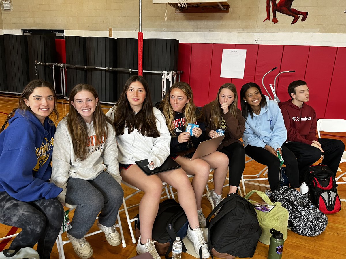SSHS Sources of Strength peer leaders and advisors planning their next campaign, “I am Stronger”, focusing on strengths that their students have gained over the past year. Look how we have grown! <a href="/pat_walshEDU/">Patrick Walsh, Ed.D.</a> <a href="/mattgct/">Matt Gaven</a>