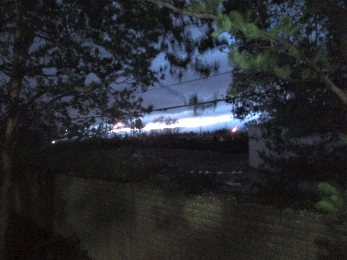 RealNoah2014's tweet photo. #GODSWritingInTheSky
#TonstrubluPhotography #LexingtonKentucky
''It's Amazing!!'' ''GOD'S Writing In The Sky.''
''Picture 1-3, Turn Into Picture Number 4.''
Photos Movies By: Tony Rose.
#USArmyPhotographer 1978-85 #EST1979 #USArmy
#MovieMaker #YoutubeTVApp #Rumble #Twitter https://t.co/Egts0zxDYX