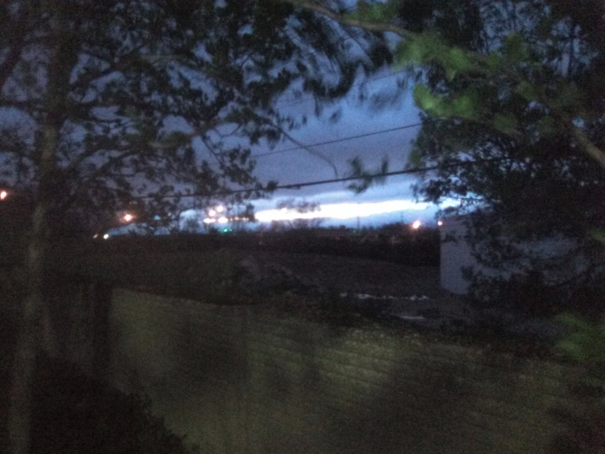 RealNoah2014's tweet photo. #GODSWritingInTheSky
#TonstrubluPhotography #LexingtonKentucky
''It's Amazing!!'' ''GOD'S Writing In The Sky.''
''Picture 1-3, Turn Into Picture Number 4.''
Photos Movies By: Tony Rose.
#USArmyPhotographer 1978-85 #EST1979 #USArmy
#MovieMaker #YoutubeTVApp #Rumble #Twitter https://t.co/Egts0zxDYX