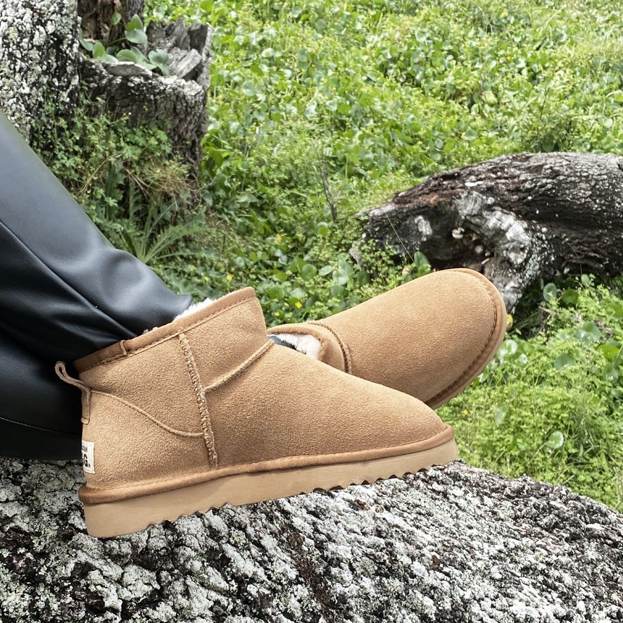 WaratahUgg's tweet photo. Super comfy for all day wear - WARATAH UGG Water Resistant Chestnut Ultra Mini Ugg Boot
#waratahugg #southcoastnsw #sheepskin #moruya #australian #uggs #uggboots #ultraminiuggboots #miniuggboots #chestnut #chestnutuggboot #womensboots #mensfashion #mensboots #waterresistant https://t.co/47dIsIKjq2