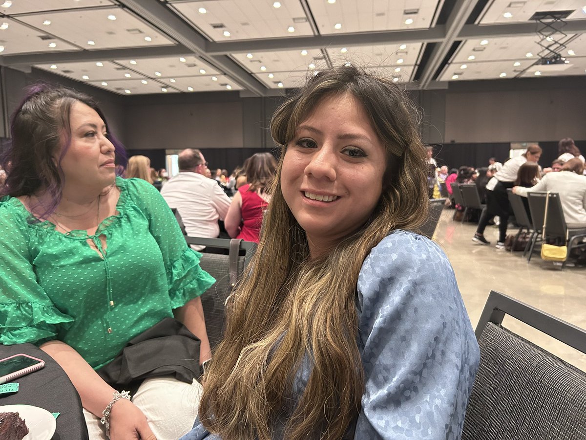 Lamar_MISD's tweet photo. Congratulations to David Rochin and Jennifer Escamilla for being honored tonight as the Teacher of the Year and Unsung Hero! We are proud of you all!
#LamarNation 
#FromCrayonsToCareers
#PioneerPride https://t.co/cNgVll4lWJ